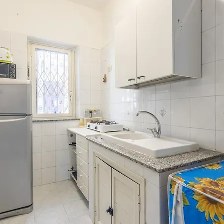 Angolo Gio-ale Holiday home *